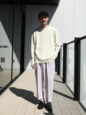 「UNITED TOKYO（ユナイテッドトウキョウ）のスムースニットプルオーバー（ニット/セーター、ホワイト系）」を使った、Yamamotoさん（メンズ・169cm）の春コーディネート