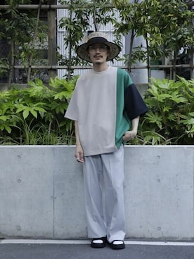 「UNITED TOKYO（ユナイテッドトウキョウ）のコンビダンボールTシャツ（Tシャツ/カットソー、ベージュ系）」を使った、Yamamotoさん（メンズ・169cm）の春コーディネート