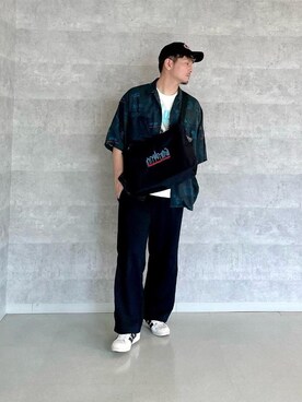 「通学スタイル」｜「アイテム（シャツ/ブラウス）」を使った、Manhattan Portage Staffさん（メンズ・174cm）の春コーディネート