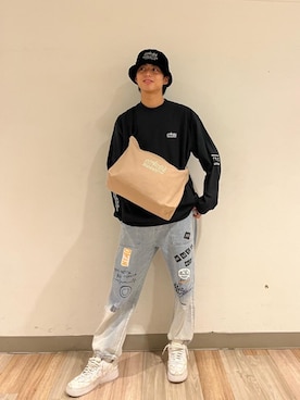「通学スタイル」｜「アイテム（Tシャツ/カットソー）」を使った、Manhattan Portage Staffさん（メンズ・175cm）の夏コーディネート