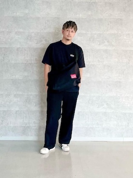 「通学スタイル」｜「アイテム（Tシャツ/カットソー）」を使った、Manhattan Portage Staffさん（メンズ・174cm）の秋コーディネート