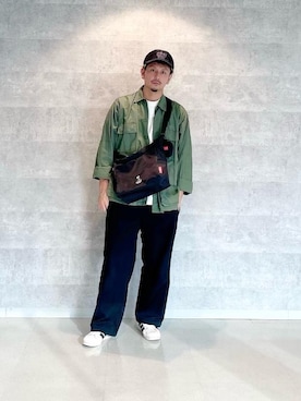 「通学スタイル」｜「アイテム（帽子）」を使った、Manhattan Portage Staffさん（メンズ・174cm）の秋コーディネート