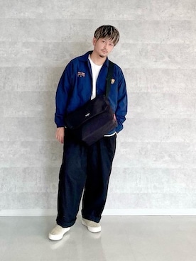 「通学スタイル」｜「アイテム（メッセンジャーバッグ）」を使った、Manhattan Portage Staffさん（メンズ・174cm）の秋コーディネート