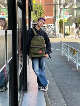 「通学スタイル」｜「アイテム（ナイロンジャケット）」を使った、Manhattan Portage Staffさん（メンズ・172cm）の秋コーディネート