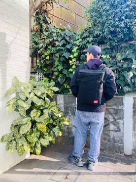「通学スタイル」｜「アイテム（帽子）」を使った、Manhattan Portage Staffさん（メンズ・172cm）の冬コーディネート