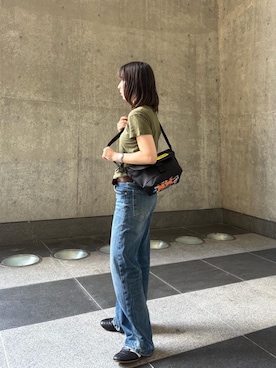 「アイテム（メッセンジャーバッグ）」を使った、Manhattan Portage Staffさん（レディース・153cm）の夏コーディネート