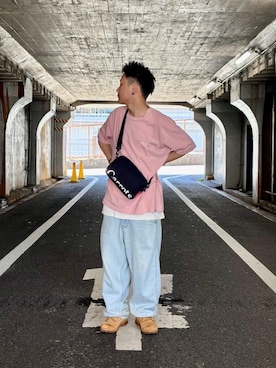 「アイテム（ショルダーバッグ）」を使った、Manhattan Portage Staffさん（メンズ・167cm）の夏コーディネート