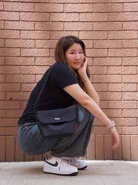 「アイテム（メッセンジャーバッグ）」を使った、Manhattan Portage Staffさん（レディース・171cm）の夏コーディネート