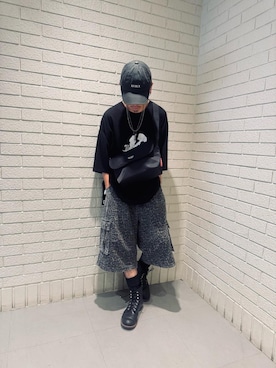 「アイテム（メッセンジャーバッグ）」を使った、Manhattan Portage Staffさん（メンズ・170cm）の夏コーディネート