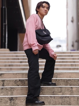 「アイテム（メッセンジャーバッグ）」を使った、Manhattan Portage Staffさん（メンズ・160cm）の秋コーディネート