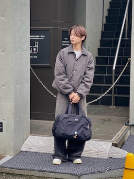 「アイテム（ボストンバッグ）」を使った、Manhattan Portage Staffさん（メンズ・170cm）の秋コーディネート