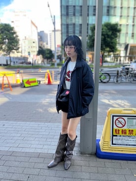 「アイテム（メッセンジャーバッグ）」を使った、Manhattan Portage Staffさん（レディース・155cm）の秋コーディネート