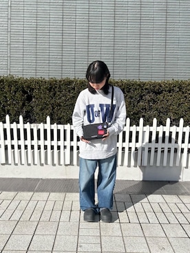 「アイテム（メッセンジャーバッグ）」を使った、Manhattan Portage Staffさん（レディース・155cm）の秋コーディネート