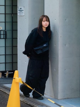 「アイテム（メッセンジャーバッグ）」を使った、Manhattan Portage Staffさん（レディース・151cm）の冬コーディネート