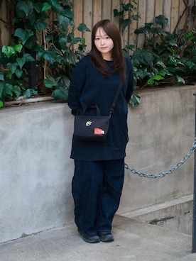 「Manhattan Portage（マンハッタンポーテージ）のMicro Portage Tote 500D CORDURA / MINIONS（トートバッグ、ブラック系）」を使った、Manhattan Portage Staffさん（メンズ）の春コーディネート