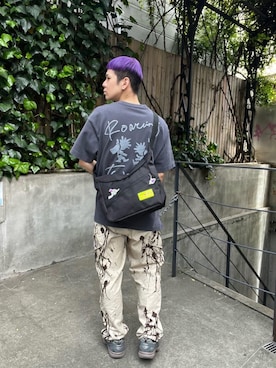 「Manhattan Portage（マンハッタンポーテージ）のShort Sleeve T-Shirts（Tシャツ/カットソー、グレー系）」を使った、Manhattan Portage Staffさん（メンズ）の春コーディネート