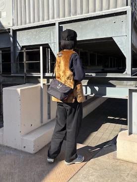 「アイテム（メッセンジャーバッグ）」を使った、Manhattan Portage Staffさん（レディース・162cm）の春コーディネート