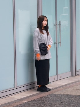 「Manhattan Portage BLACK LABEL（マンハッタンポーテージ　ブラックレーベル）のSTARR SHOULDER BAG（ショルダーバッグ、ブラック系）」を使った、Manhattan Portage Staffさん（メンズ）の春コーディネート