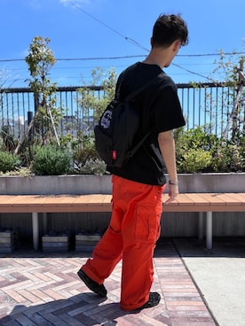 「Manhattan Portage（マンハッタンポーテージ）のHOUSTON DRAWSTRING BAG RIPSTOP TASLAN NYLON CCC（バックパック/リュック、ブラック系）」を使った、Manhattan Portage Staffさん（メンズ）の夏コーディネート