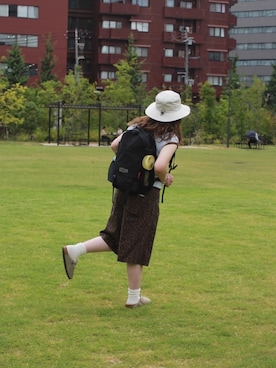 「Manhattan Portage（マンハッタンポーテージ）のEDGE PACKER ACTION BAG JR（バックパック/リュック、ブラック系）」を使った、Manhattan Portage Staffさん（メンズ）の夏コーディネート
