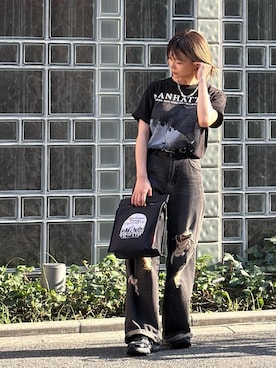「Manhattan Portage（マンハッタンポーテージ）のTHE RAMBO SHOULDER BAG RIPSTOP TASLAN CCC（ショルダーバッグ、ブラック系）」を使った、Manhattan Portage Staffさん（メンズ）の夏コーディネート