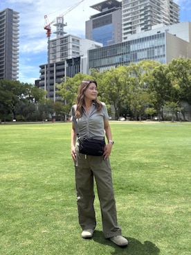 「Manhattan Portage（マンハッタンポーテージ）のCityhall Shoulder Bag Nylon Tussah Quill（ショルダーバッグ、ブラック系）」を使った、Manhattan Portage Staffさん（メンズ）の夏コーディネート