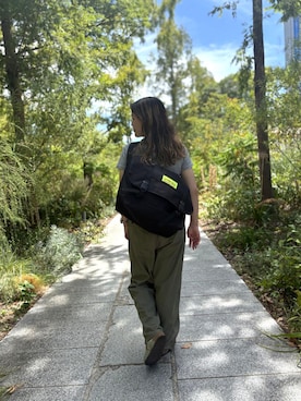 「Manhattan Portage（マンハッタンポーテージ）のアイテム（メッセンジャーバッグ）」を使った、Manhattan Portage Staffさん（レディース・158cm）の夏コーディネート