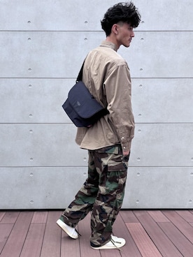 「Manhattan Portage（マンハッタンポーテージ）のアイテム（メッセンジャーバッグ）」を使った、Manhattan Portage Staffさん（メンズ・180cm）の秋コーディネート
