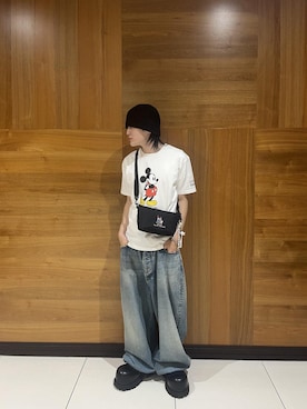 「Manhattan Portage（マンハッタンポーテージ）のZUCCOTTI CLUTCH / MICKEY / 26（ショルダーバッグ、ブラック系）」を使った、Manhattan Portage Staffさん（メンズ）の秋コーディネート