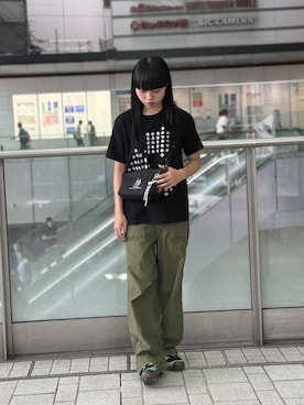 「Manhattan Portage（マンハッタンポーテージ）のZUCCOTTI CLUTCH / MICKEY / 26（ショルダーバッグ、ブラック系）」を使った、Manhattan Portage Staffさん（メンズ）の秋コーディネート
