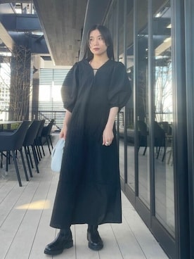 「PUBLIC TOKYO（パブリックトウキョウ）のフラワーシャーリングシアートップス /ウォッシャブル（Tシャツ/カットソー、ブラック系）」を使った、田村紗菜さん（レディース・154cm）の春コーディネート