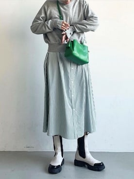 「coca（coca）（コカ）のアイテム（スウェット）」を使った、cocaさん（レディース・161cm）の冬コーディネート