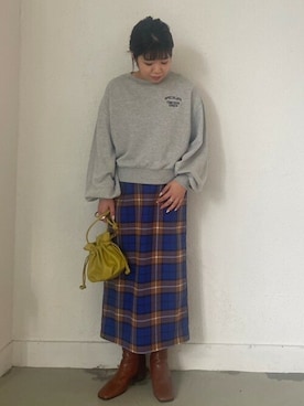 「coca（coca）（コカ）のアイテム（スウェット）」を使った、cocaさん（レディース・154cm）の秋コーディネート
