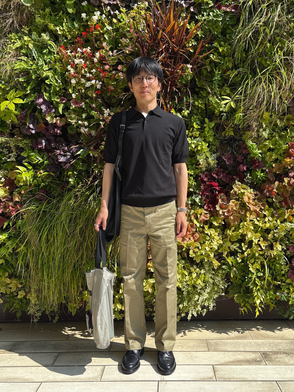 CELINEのチノパンツを使ったメンズ人気ファッションコーディネート - WEAR