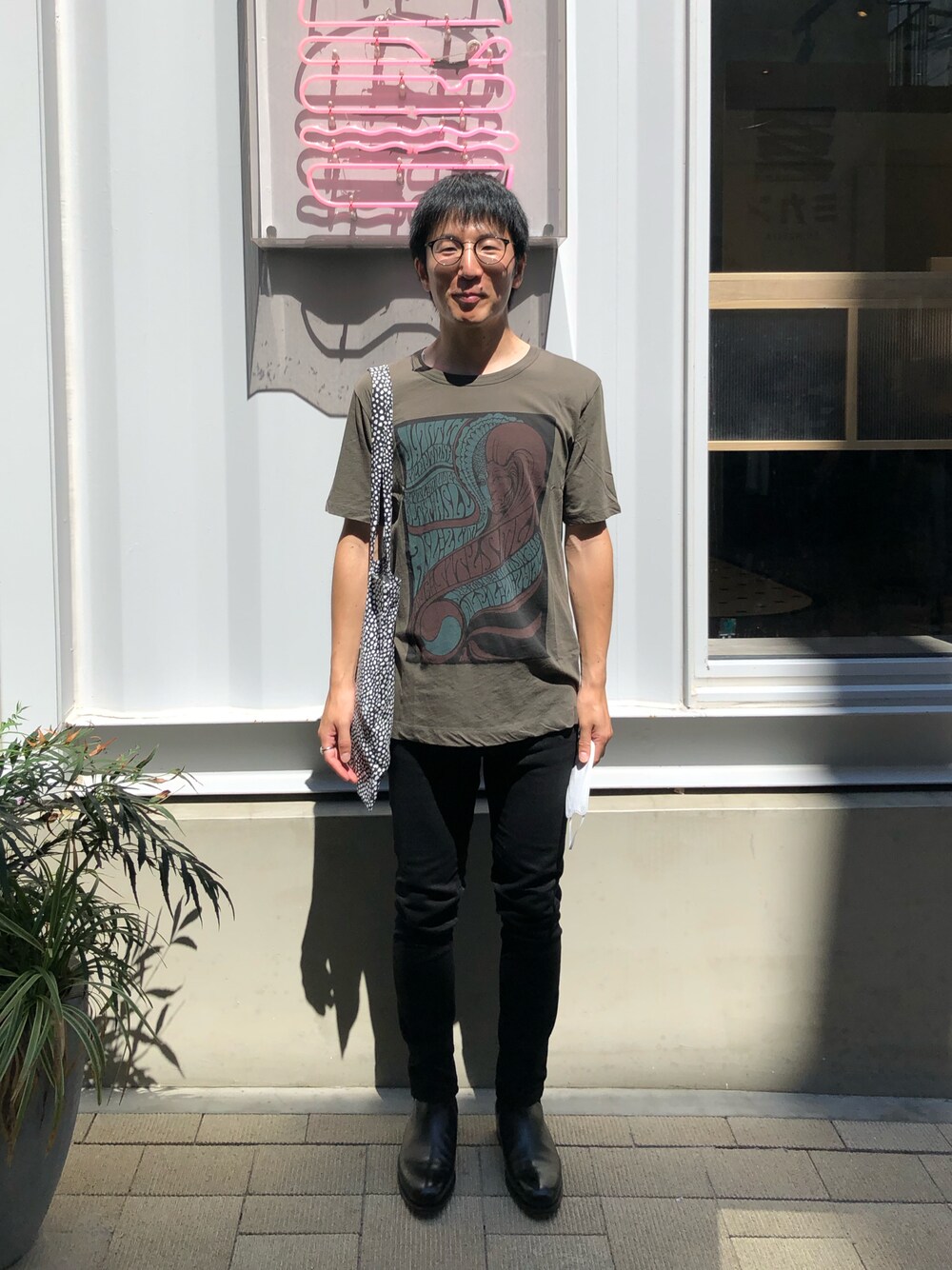 「下北沢」｜「DRIES VAN NOTENの2016AW Wes Wilson（Tシャツ/カットソー、グリーン系）」を使った、Daisuke Aさん（メンズ・168cm）の秋コーディネートの1枚目の写真