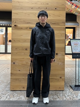 「アイテム（マウンテンパーカー）」を使った、Daisuke Aさん（メンズ・168cm）の秋コーディネート