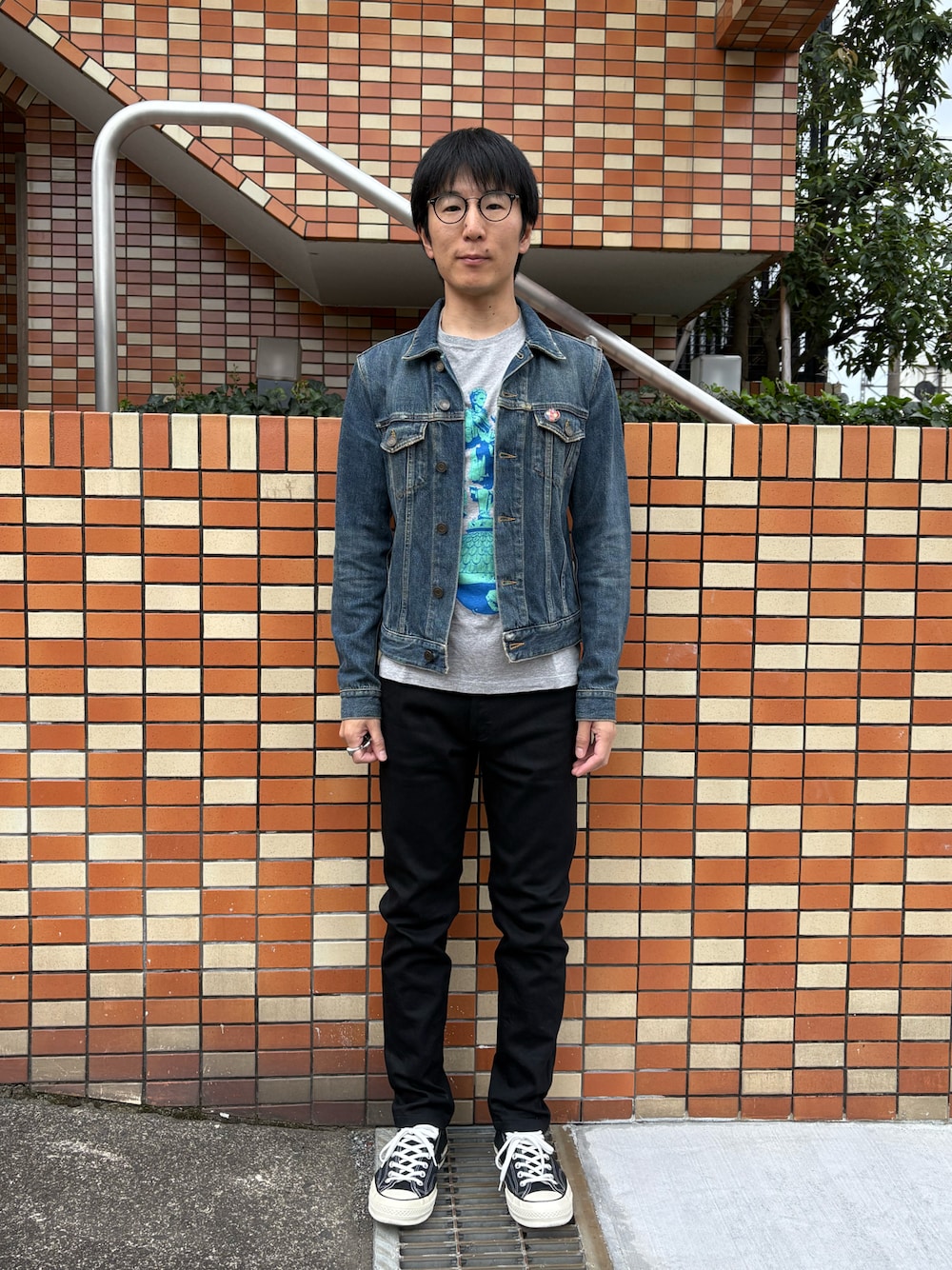 SAINT LAURENT PARISのデニムジャケットを使ったメンズ人気