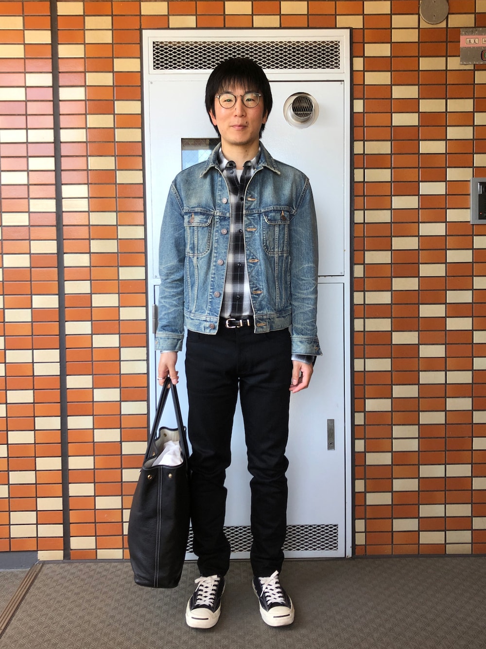 CELINEのデニムジャケットを使ったメンズ人気ファッション