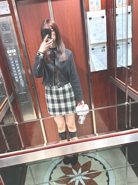 「MEIER.Q（マイヤーキュー）のアイテム」を使った、Yoko さん（レディース・177cm）の冬コーディネート