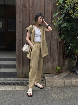 「JIL SANDER（ジルサンダー）のDRAWSTRING SM CROSSBODY（ショルダーバッグ）」を使った、MARIKOさん（レディース・168cm）の夏コーディネート
