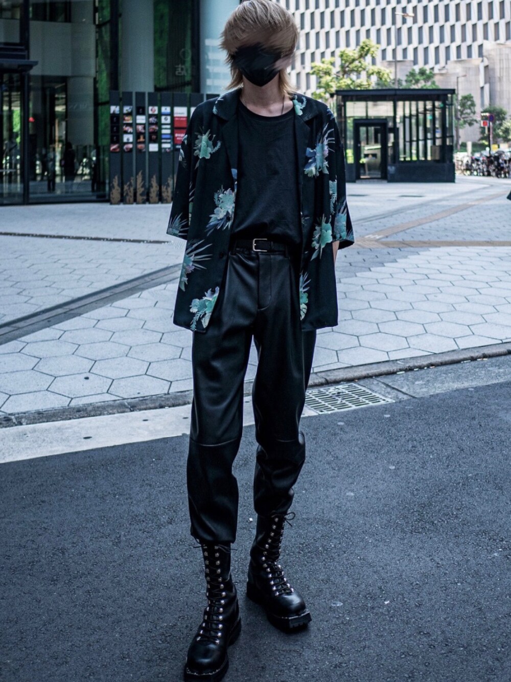 夜魔本｜usedのパンツを使ったコーディネート - WEAR