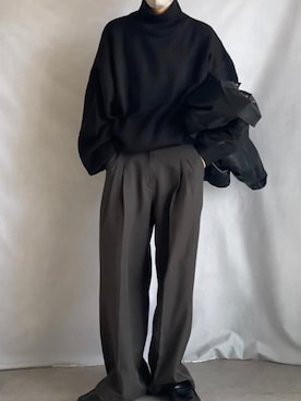 「NILWAY（ニルウェイ）のイージーケアファブリックボリュームスリーブハイネックニット/ベーシック（ニット/セーター、ブラック系）」を使った、minto_8746さん（メンズ・165cm）の秋コーディネート