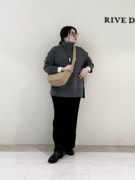 「RIVE DROITE（リヴドロワ）のアイテム（ショルダーバッグ）」を使った、ありささん（骨格ストレート・レディース・153cm）の秋コーディネート