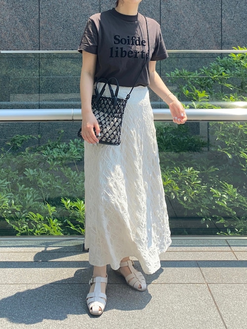 ななお Capricieux Le Mageのtシャツ カットソーを使ったコーディネート Wear