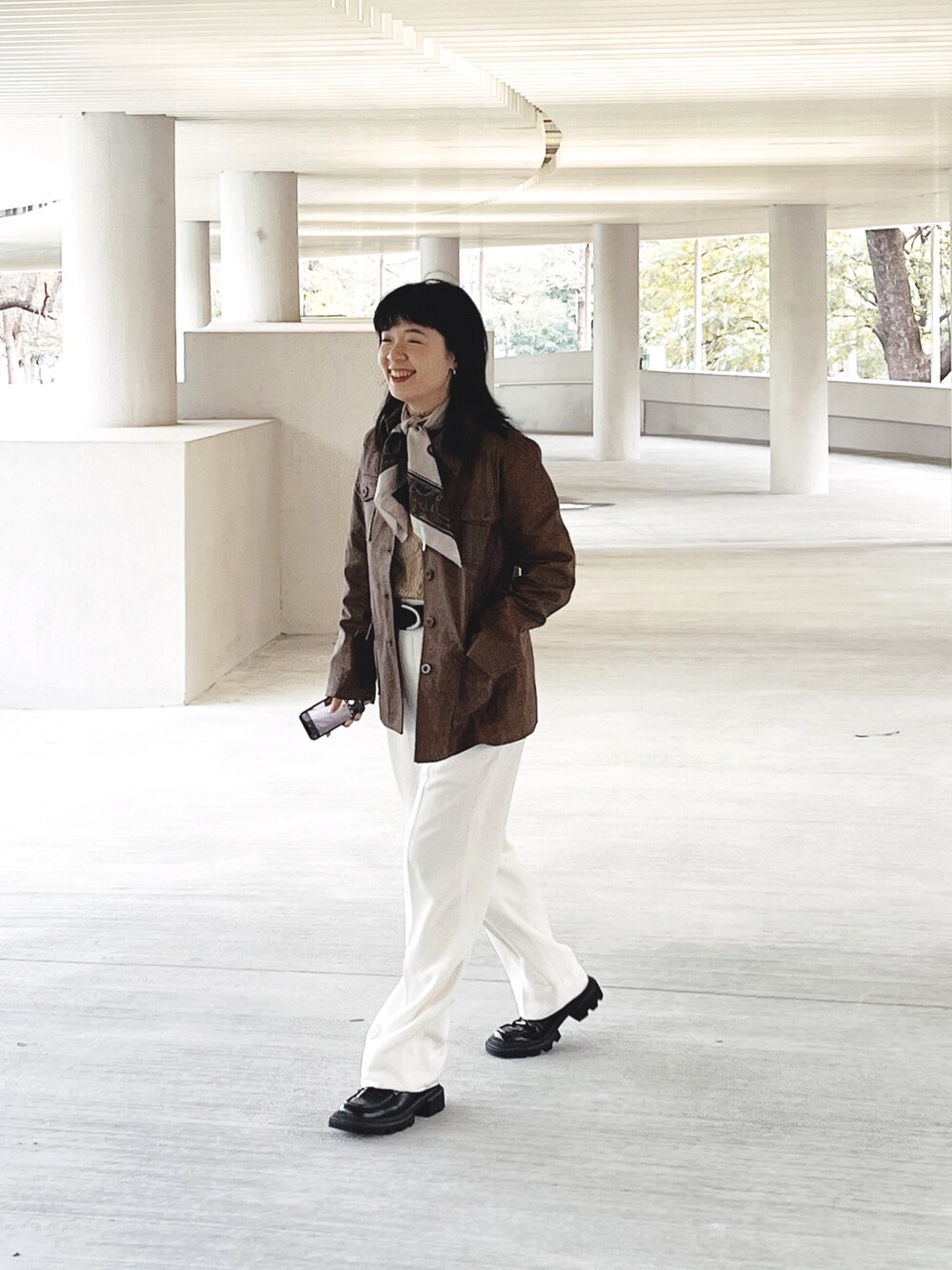 CHARLES & KEITH（チャールズ & キース）の「チャンキー ブローグ