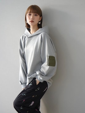 「Lumier（リュミエ）のアイテム（スウェット）」を使った、memeさん（レディース・159cm）の冬コーディネート