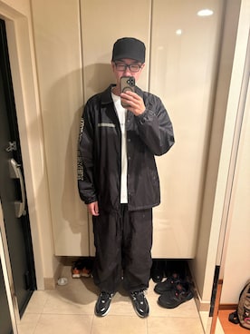 「コーチジャケット」｜mabuさん（メンズ・189cm）の春コーディネート