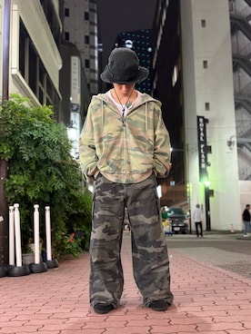 「WHITELAND（ホワイトランド）のアイテム（トップス）」を使った、エンジョウジさん（メンズ・168cm）の秋コーディネート