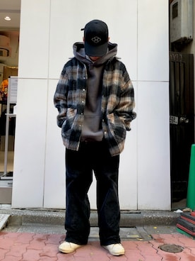 「WHITELAND（ホワイトランド）のアイテム（トップス）」を使った、エンジョウジさん（メンズ・168cm）の冬コーディネート