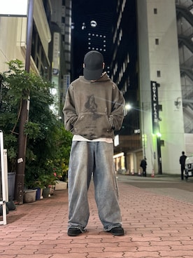 「DANKE SCHON（ダンケシェーン）のアイテム（パーカー）」を使った、エンジョウジさん（メンズ・168cm）の冬コーディネート